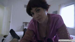 ���ৃঙ্গাকার মা জেসিকা রায়ান লাগে তার সুন্দরি সেক্সি মহিলার, স্তন্যপান, তার তরুণ