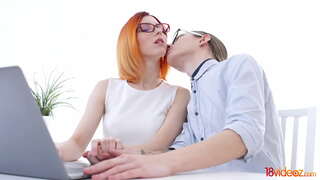 18videoz - गुदा–सेक्स खुल्छ नयाँ क्षितिज यस को लागि उत्सुक teeny