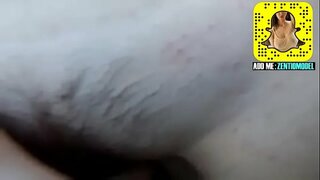 Super Caldo Teen Riscaldamento La Sua Figa Giovane