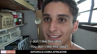 ���ំណង់ក្មេងប្រុសមិនល្អផ្អៀងសម្រាប់បន្ថែមសាច់ប្រាក់